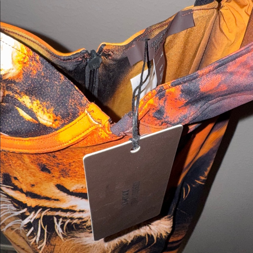 🔥NWT Roberto Cavalli x SKIMS Underwire Dress Tiger Face Print 🔥🔥🔥 - Picture 11 of 12